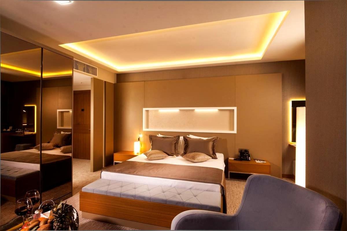 Majura Hotel Business 伊兹密尔 外观 照片